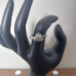 Charmed Aroma "Diamond" Banded Triangle ring